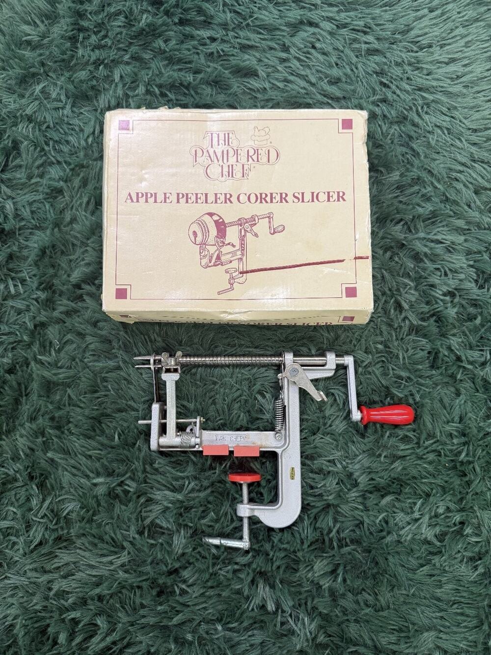 The Pampered Chef Apple Peeler Corer Slicer Vintage Kitchen Tool Original Box
